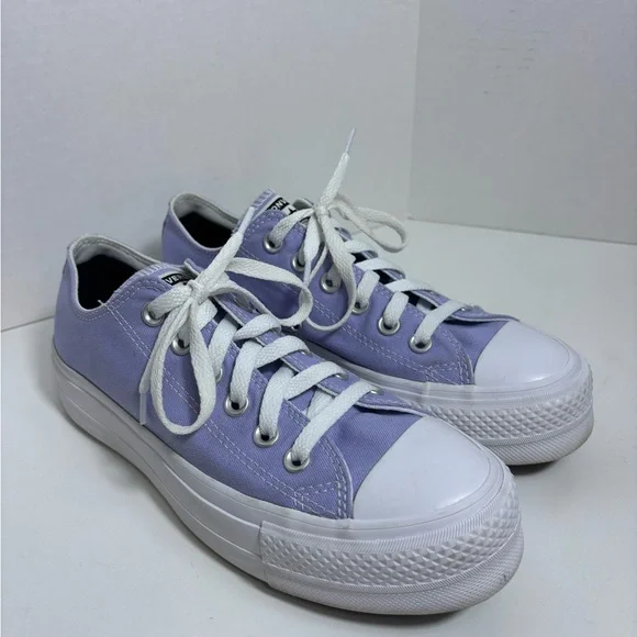 Converse Lavender Purple Low Top Sneakers - Picture 1 of 9